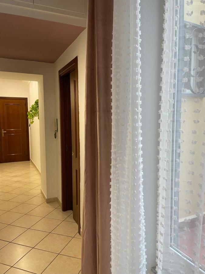 Napule E ... Hotel Napels Buitenkant foto